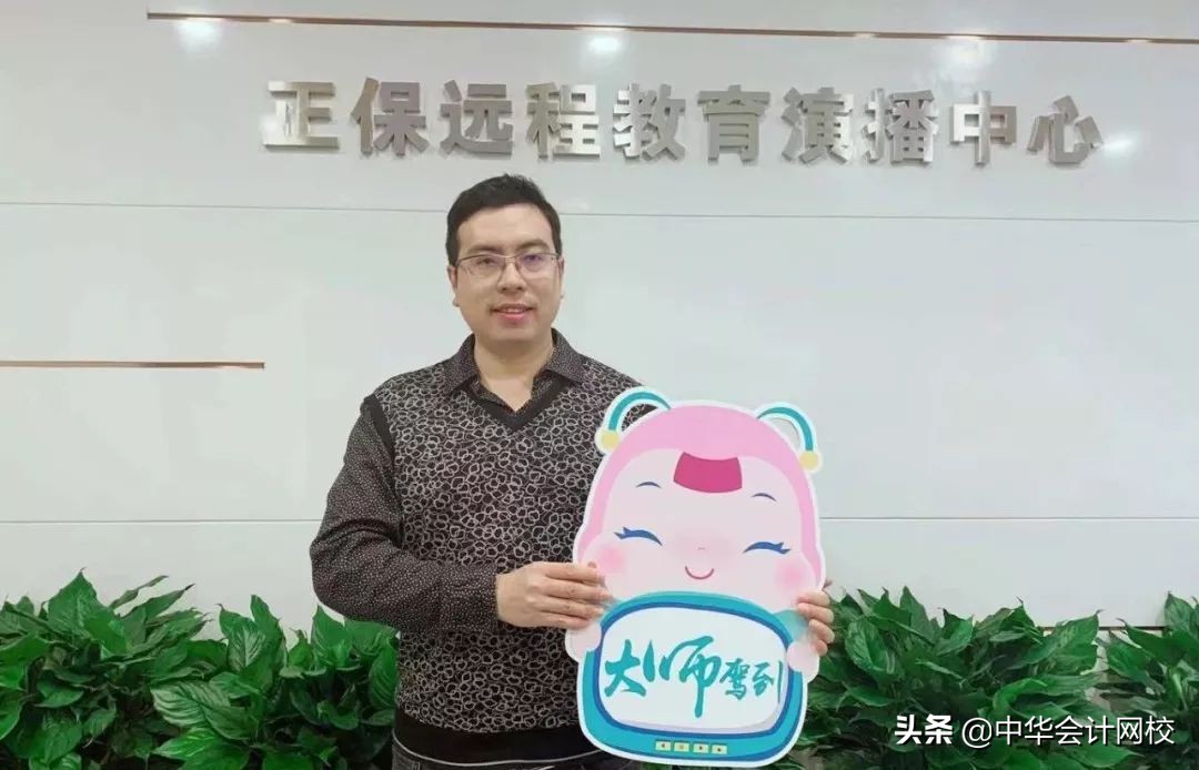 侯永斌专访｜心有猛虎也要细嗅蔷薇