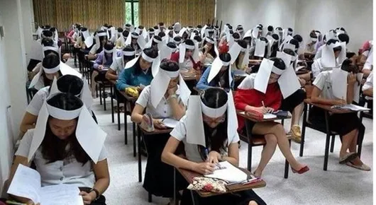 “高考作弊”、“泄题”，英文怎么说？