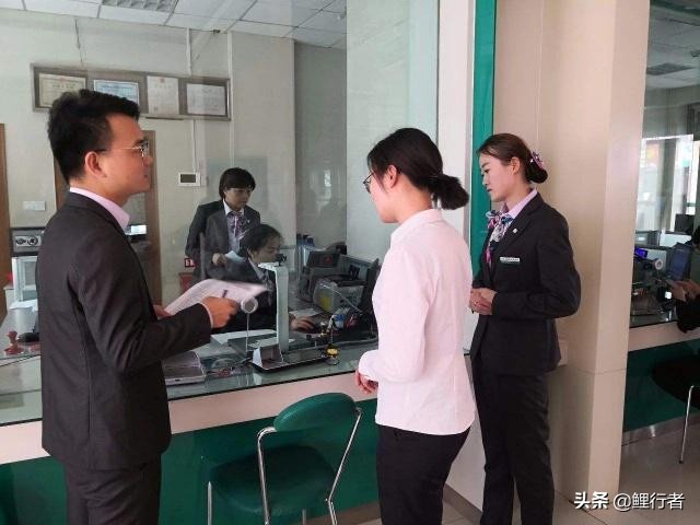 想在农行贷款10万，需要什么条件，3年利息是多少？