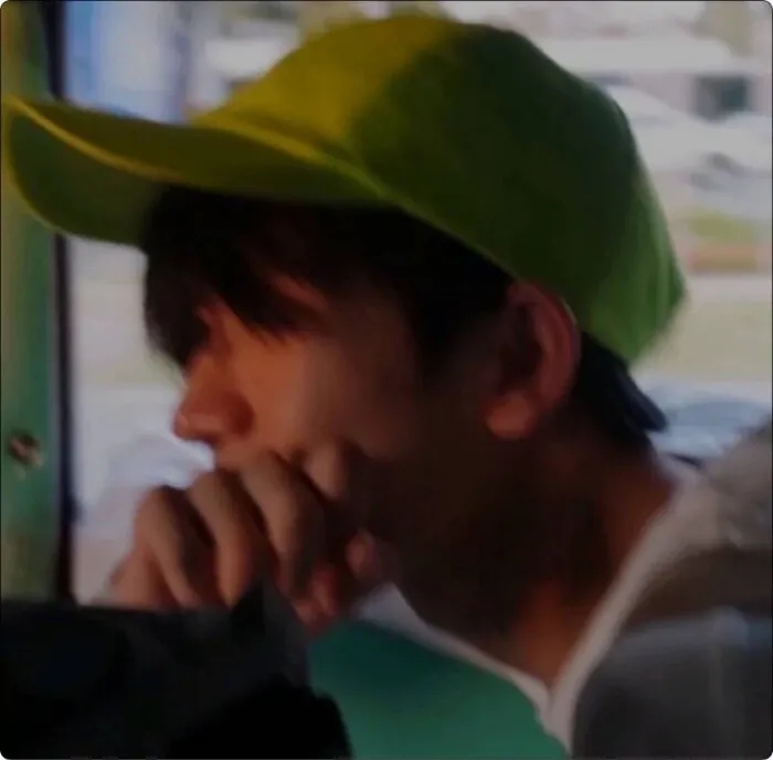 看起来很高级的男生头像