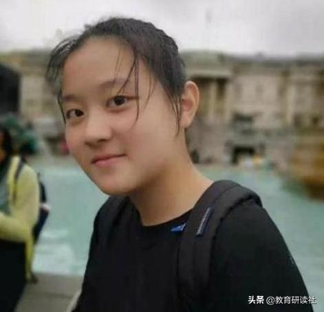 初中生满分作文《原来我们不懂爱》，老师看后泪流满面：长大了