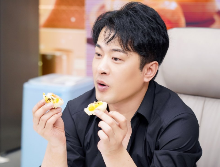 二驴出面充当和事佬，促使辛巴与东方阿保和解，网友：全网大团结