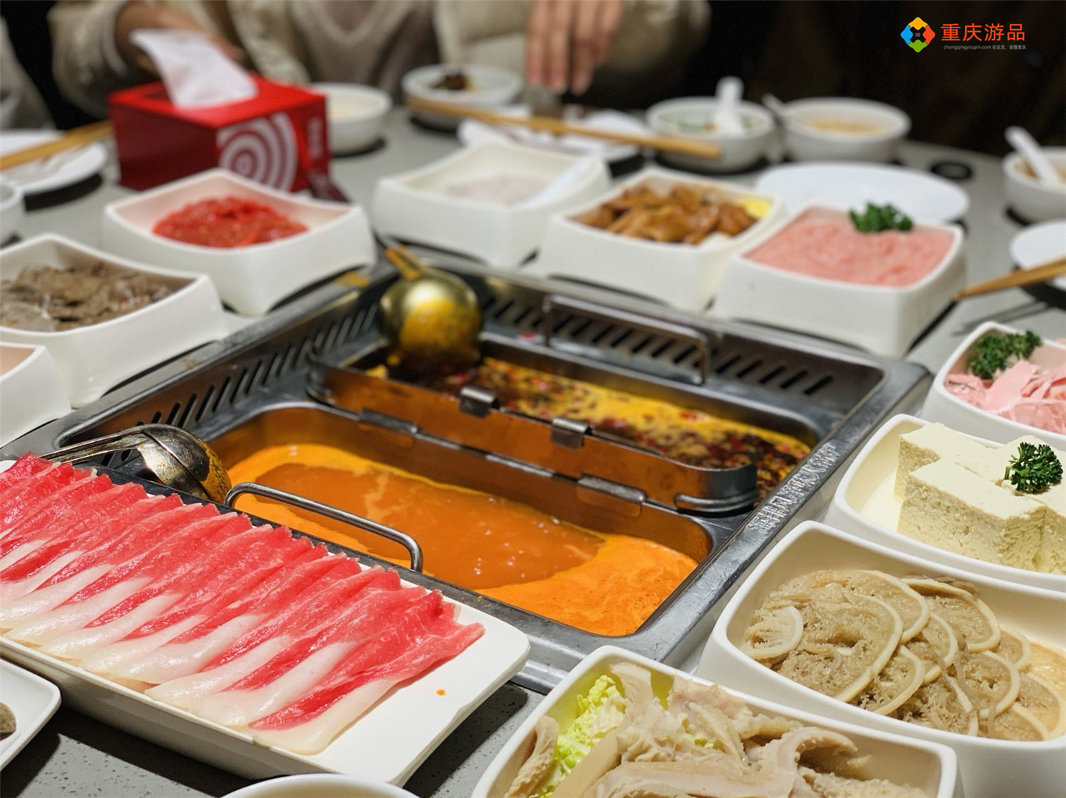 重庆火锅门店突破15万家，海底捞即将关闭300家，这个时代变了？