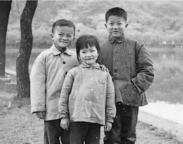 马云的不平凡往事，和他正经历的至暗时刻