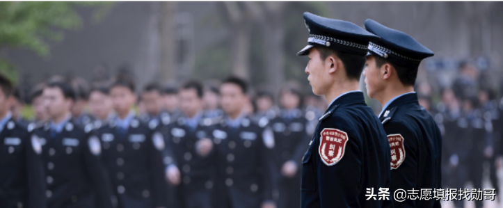 敢以“中央”命名的二本大学，能考上就是福，网友表示很羡慕