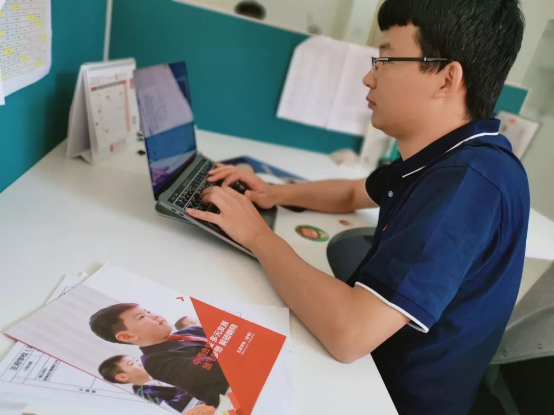 王府学校（运城） 在王府学校的人，自带“温暖体质”