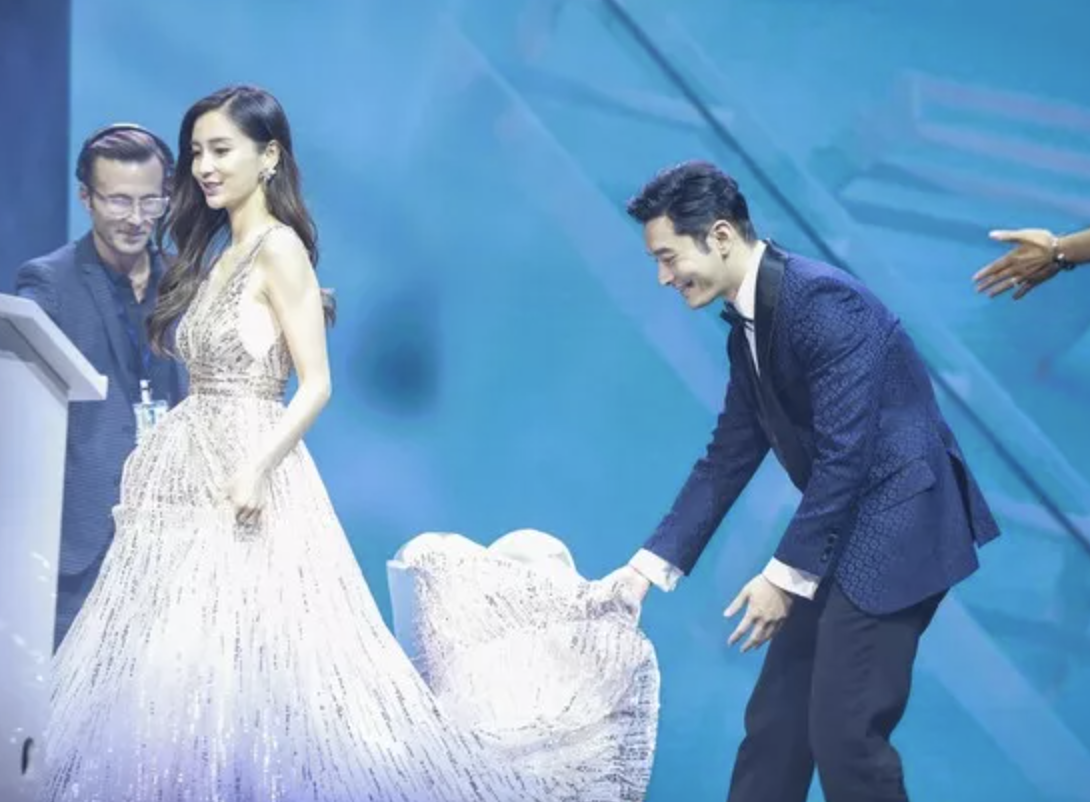 “港圈嫩模”Angelababy的上位史