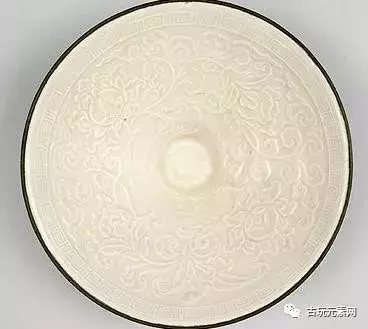 明代对宋代瓷器的追求与模仿