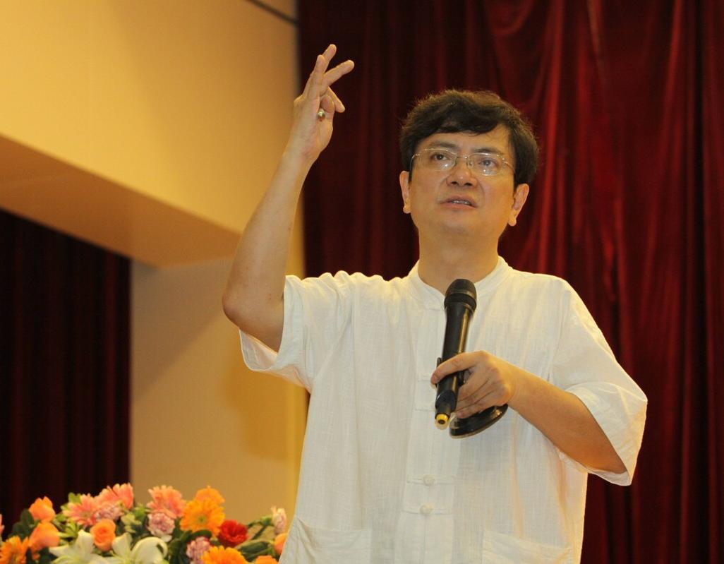 浙大教授郑强揭秘：为什么现在大学生找不到工作，值得分享