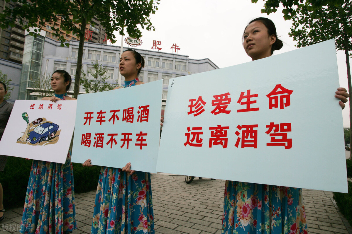酒后无证驾驶发生交通事故，需要承担什么法律后果？