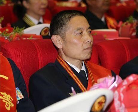 柏耀平少将袁誉柏中将当"柏"作人名中的字用,对来自港台地区,人名中含