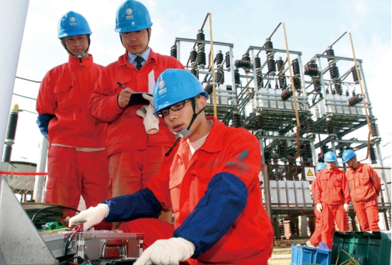 张雪峰：考上这所“双非”大学的电气专业，进电力局“不费劲”