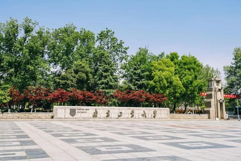 冲上热搜、登上央视、攻克世界性难题，南京工业大学实力如何？就6个词！