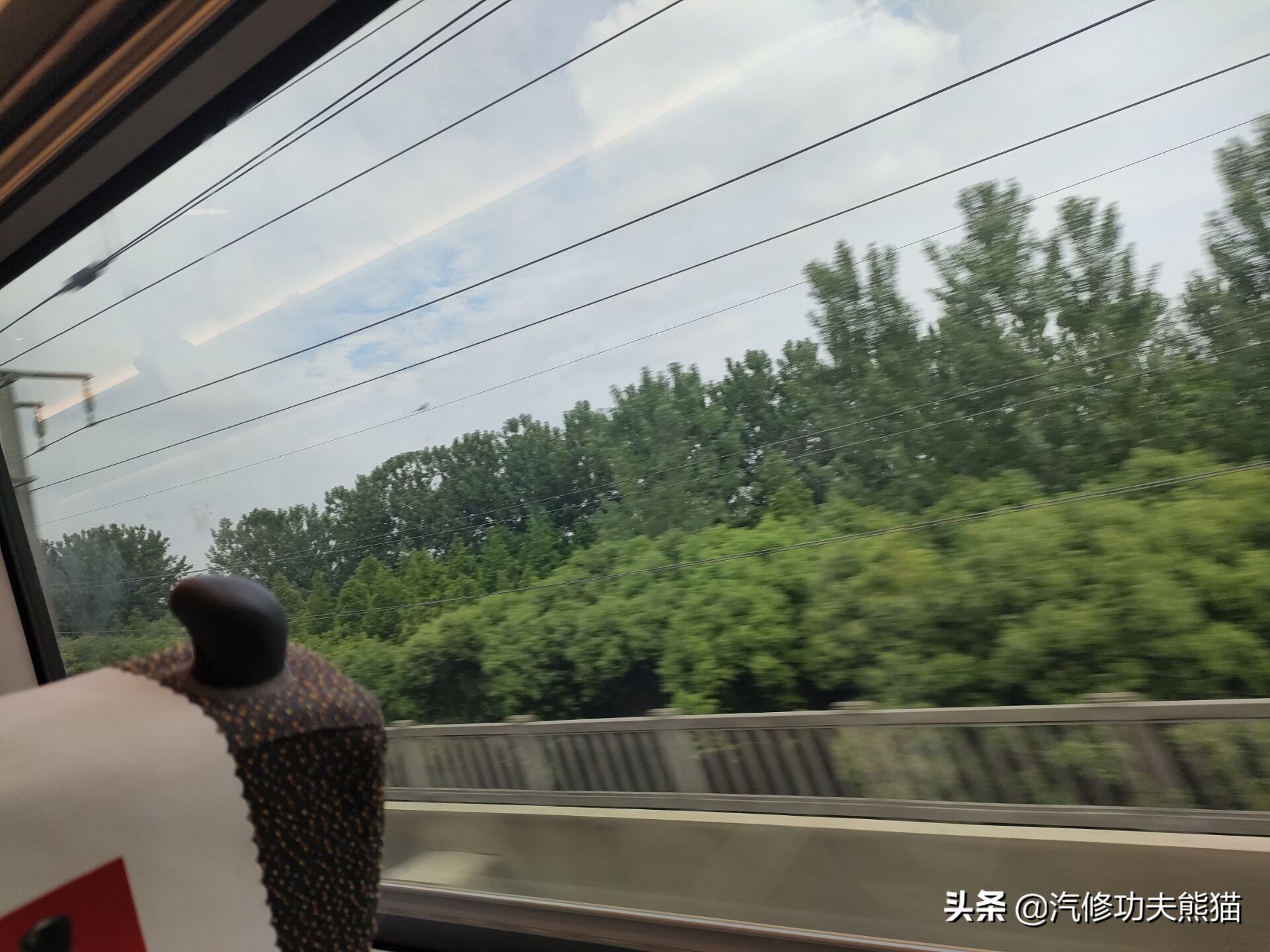 苏州车友十二年车龄奥迪A6L2.0T烧机油，对车有感情彻底整修翻新