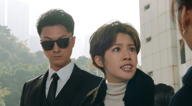 “盲侠大律师”王浩信：二获TVB视帝好风光，曾在妻子孕期出轨