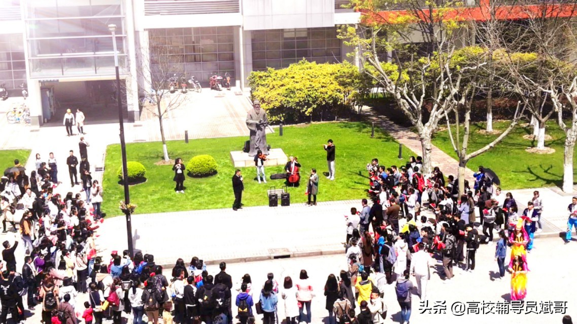 大学生必读：大学生堕落的5种表现，5点建议！