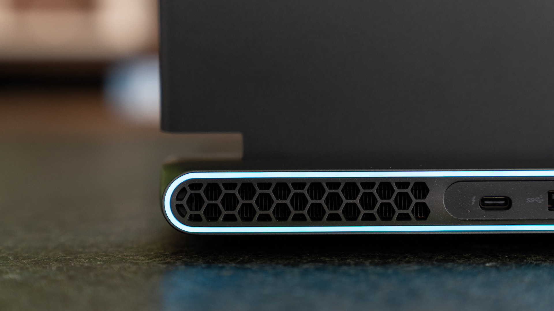 玩家的终极梦想，一旦拥有就能大作畅玩的Alienware m15 R6