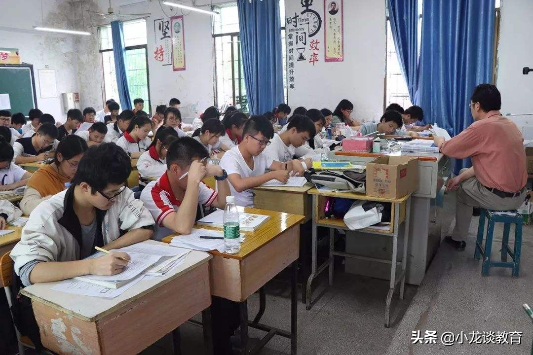 江西的六所二本大学，每年都会降分录取，二本压线的考生可以参考