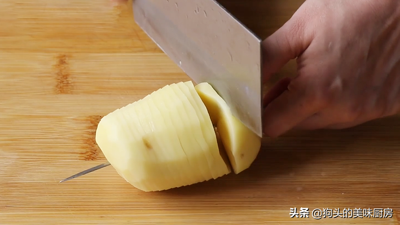 外面10块钱的旋风土豆，自己在家就能做，成本不到1块钱