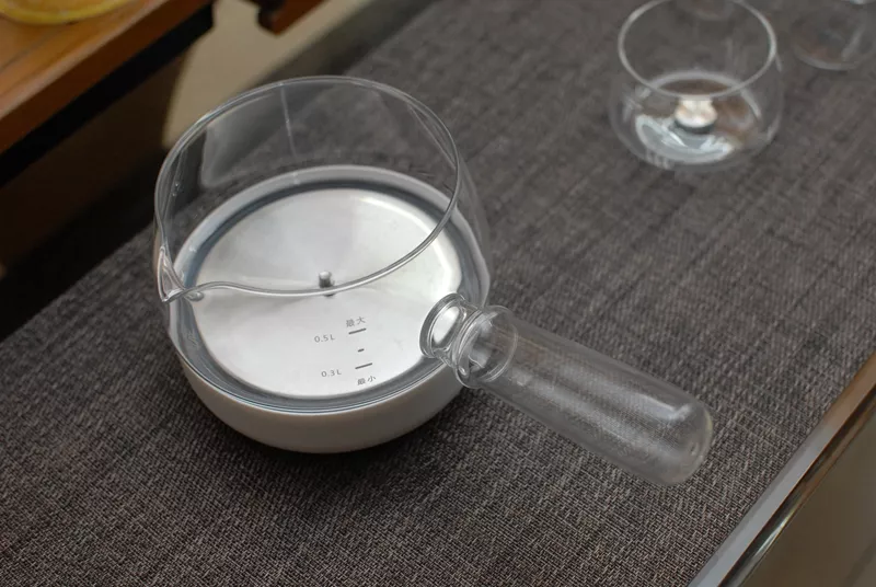 获德国红点奖的煮茶器，煮倒一体，三合一煮茶体验，让你爱上喝茶