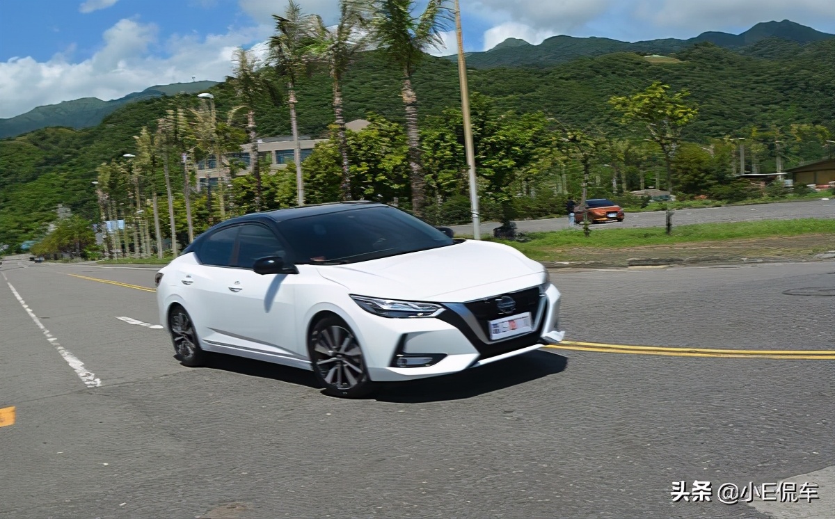 外在热情奔放，驾驭沉稳舒畅，NISSAN Sentra试驾