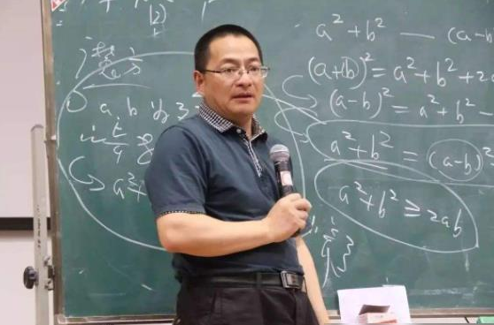 高考出题人（葛大爷）