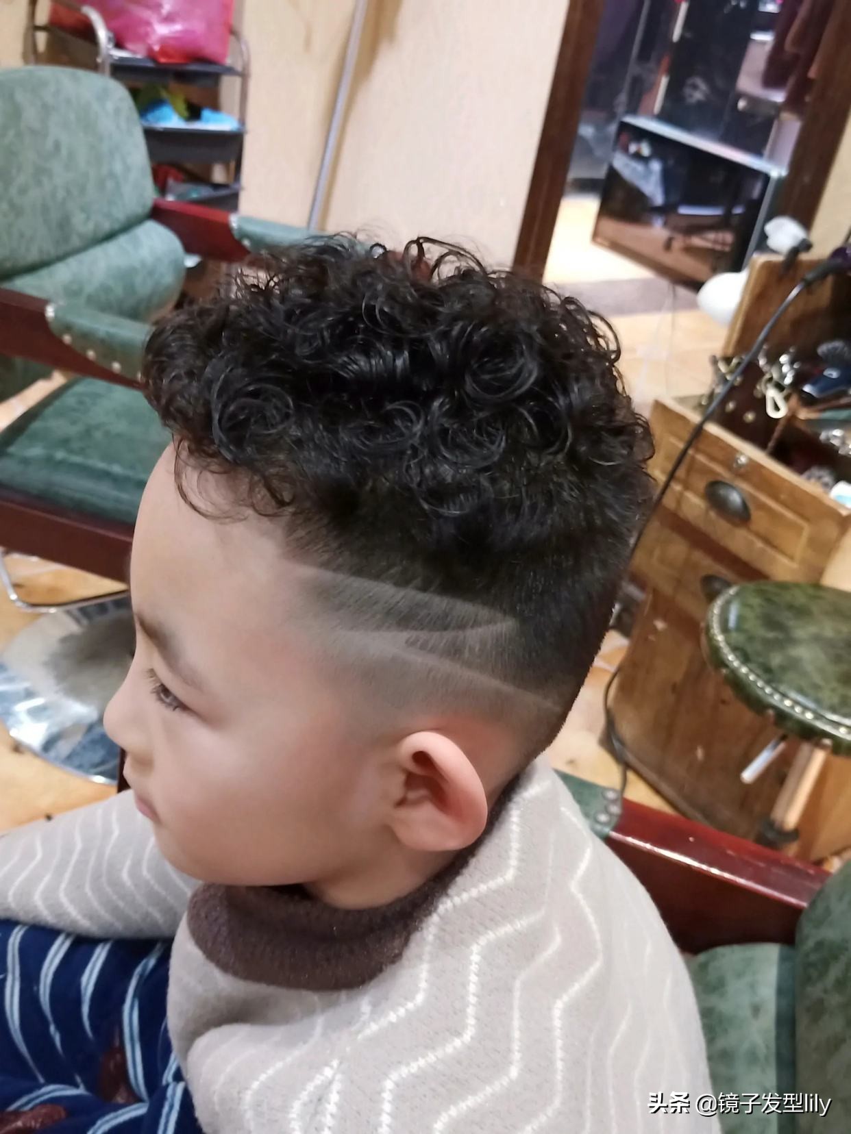 小男孩发型推荐14款,又帅又有型,妈妈们你家儿子值得拥有