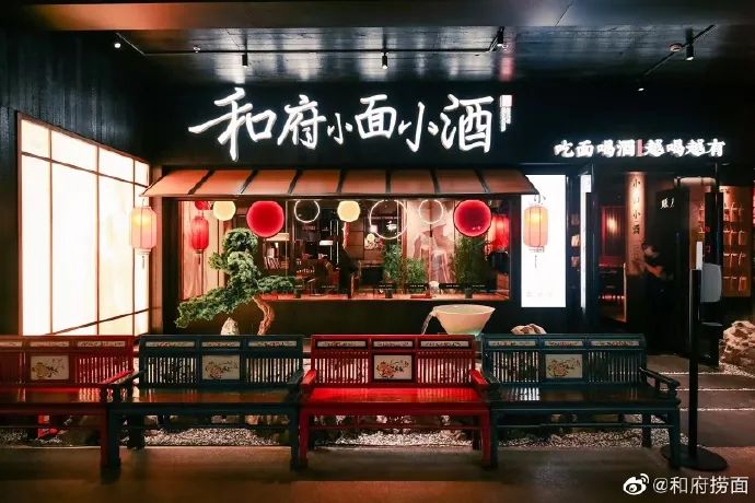 大牌争相入局餐+酒，小酒馆真的是一门好生意？
