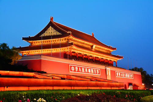 打官司怎么选律师，律所越大越好？律师越老越好？