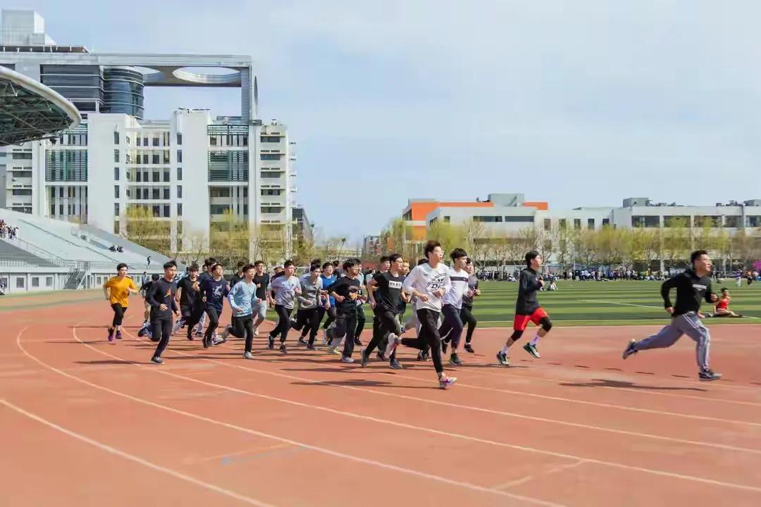 祝大学生节日快乐