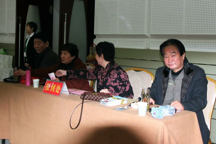 刘顺虎：远瞻红日染秋色 近看墨翁画腊梅