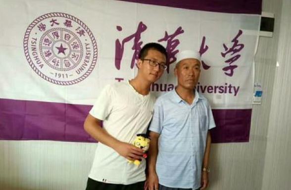 一张16人的高考喜报，揭露教育现状，拼命努力或许只是别人的起点