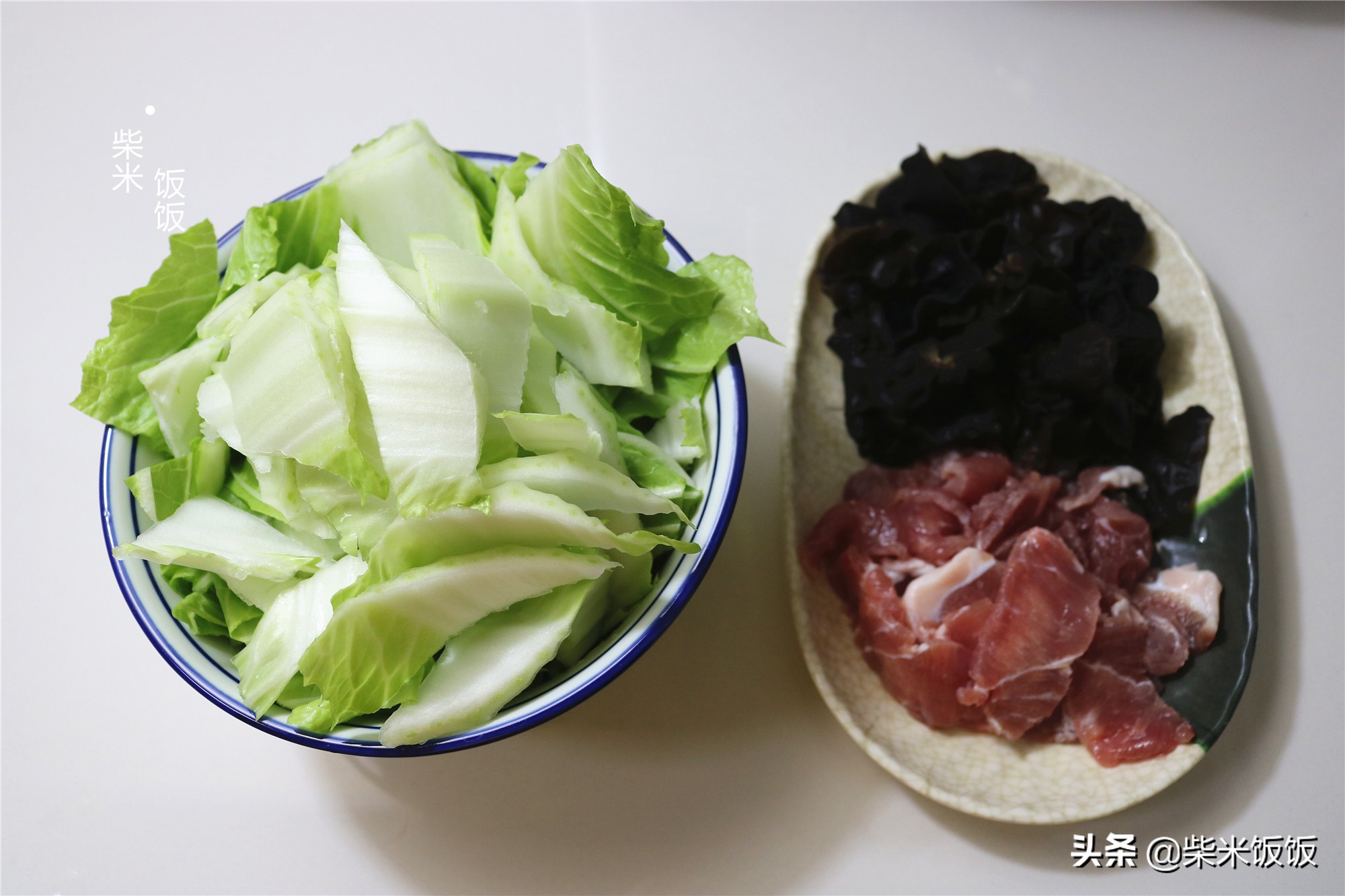 白菜炖豆腐，这样做才好吃，豆腐鲜香多汁，白菜脆嫩爽口