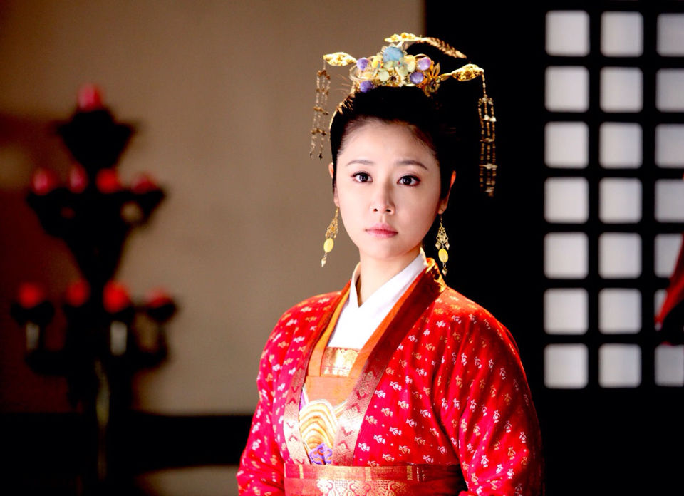 倾世皇妃:5个男人"垂涎"她的美色,亡国公主到底有何魅力?