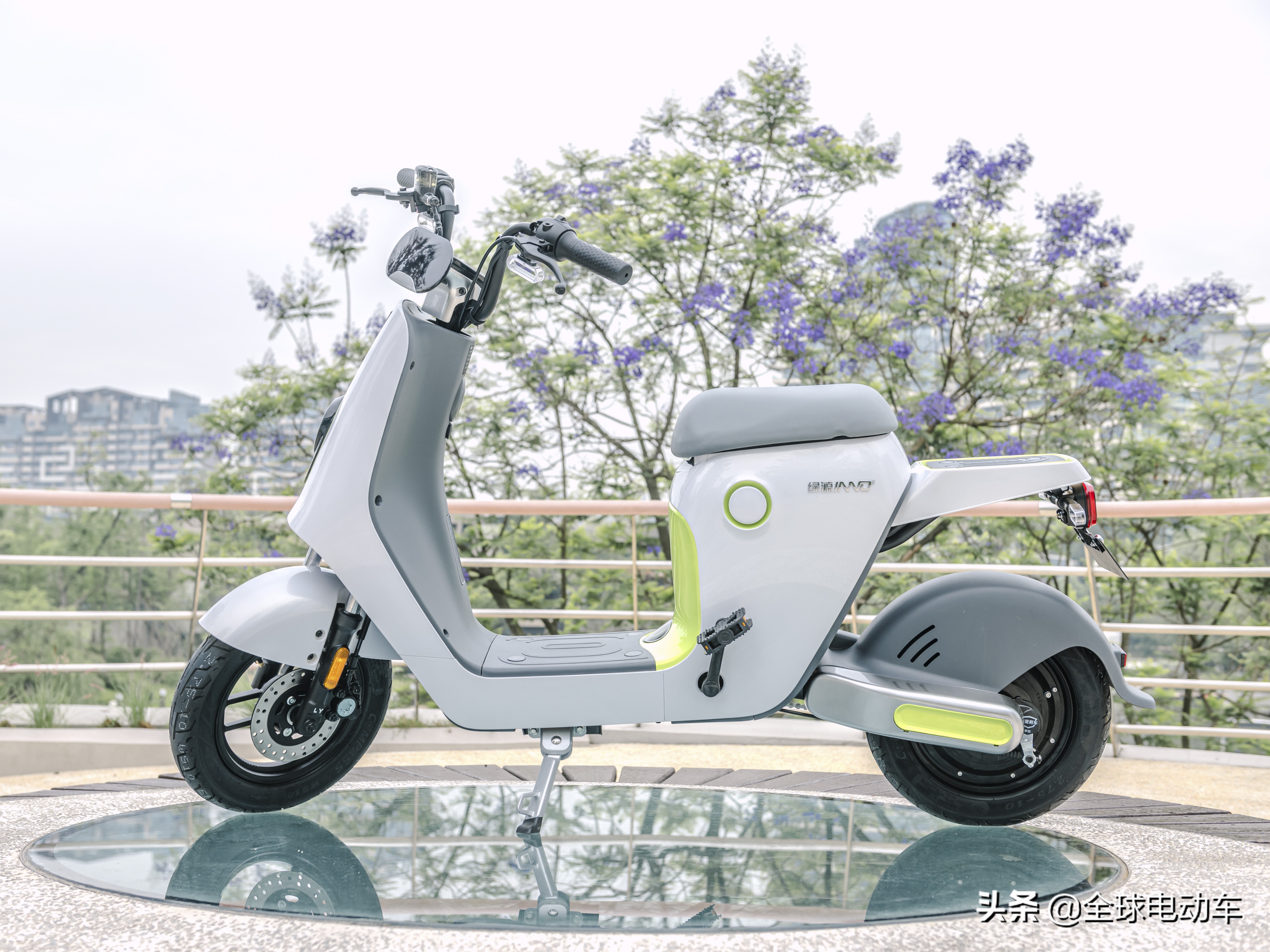 最大续航160公里，绿源电动车3款惊艳之作，最高速度52km/h