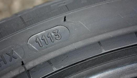 轮胎怎么看生产日期，轮胎何时更换？？