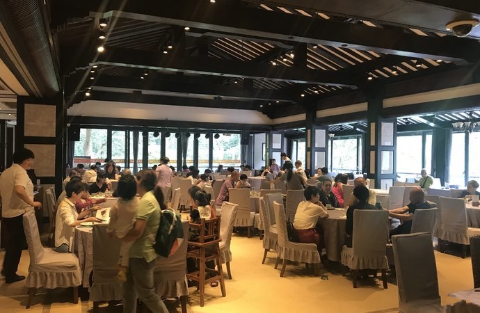 老杭州地道美食攻略：9种必吃美食和16家老字号餐馆推荐
