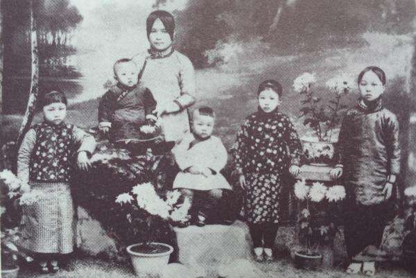 师生恋，最美情书，相伴55年，一生仍太短