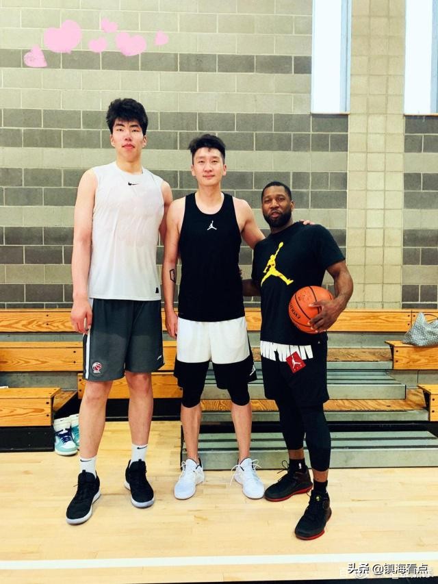 cba余乐平哪里人(爹2米16，娘1米97，都吃篮球饭！他有望成下一个姚明？)