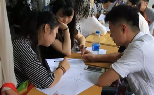 2021高考报志愿，扩招人数多的3所高校，低分考生也有机会考名校