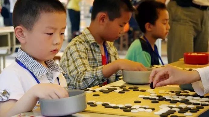 孩子学围棋，辛苦三年，受益一生