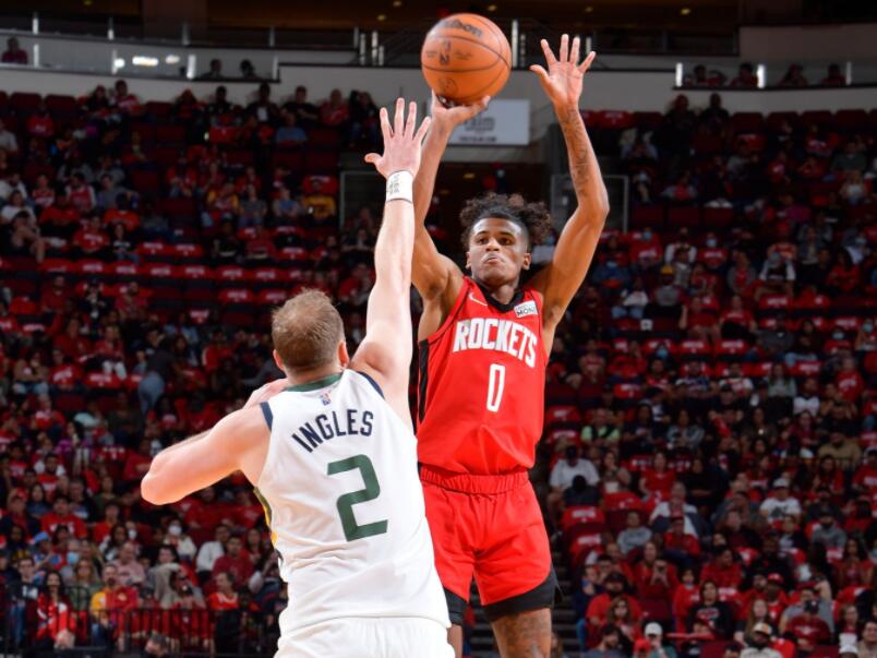 菲利宾现役nba球员有哪些(历史首次！2菲律宾籍球员NBA同台竞技，火箭新星或成中国男篮劲敌)