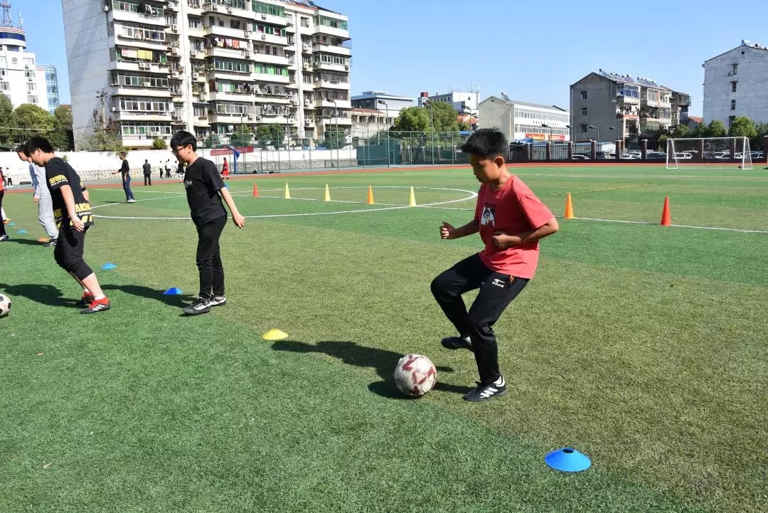 最美青春，见证成长 ---武汉大方学校初中部开放日圆满举行