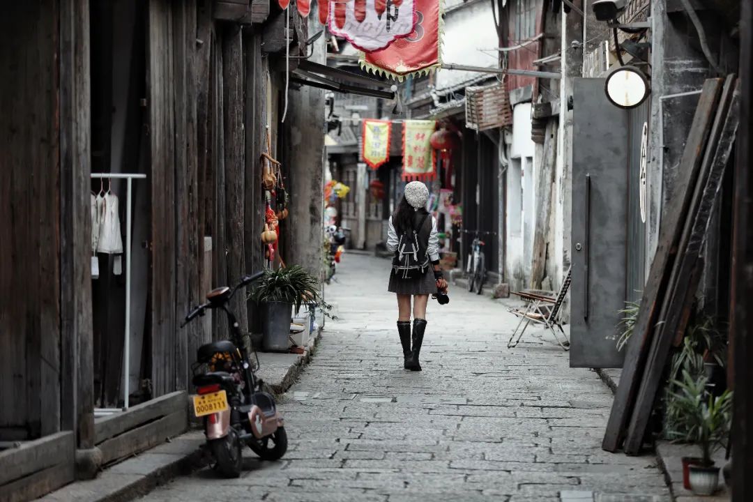 诗行里的浙江：一场穿越千年文脉的旅行