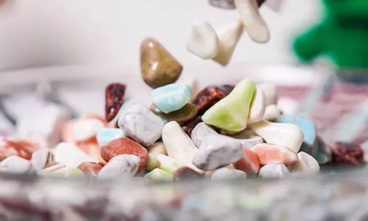 你的童年回忆里有雪糕吗（这些零食带你坐上时光机）(11)