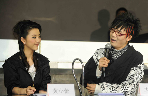 多面黄小蕾：曾倒追大张伟，38天闪婚嫁富商，却被迪士尼“除名”