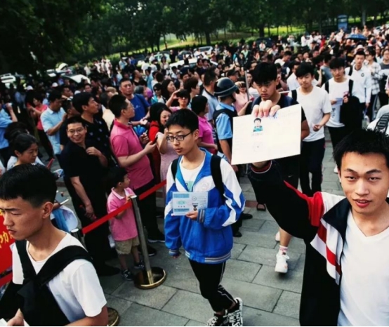 2021高考，河南考生600分都上不了211？看到真实数据，真有点残酷