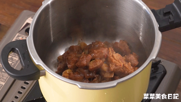 秒杀大排档的好方子，一焖香绝了！懂行的都在吃它