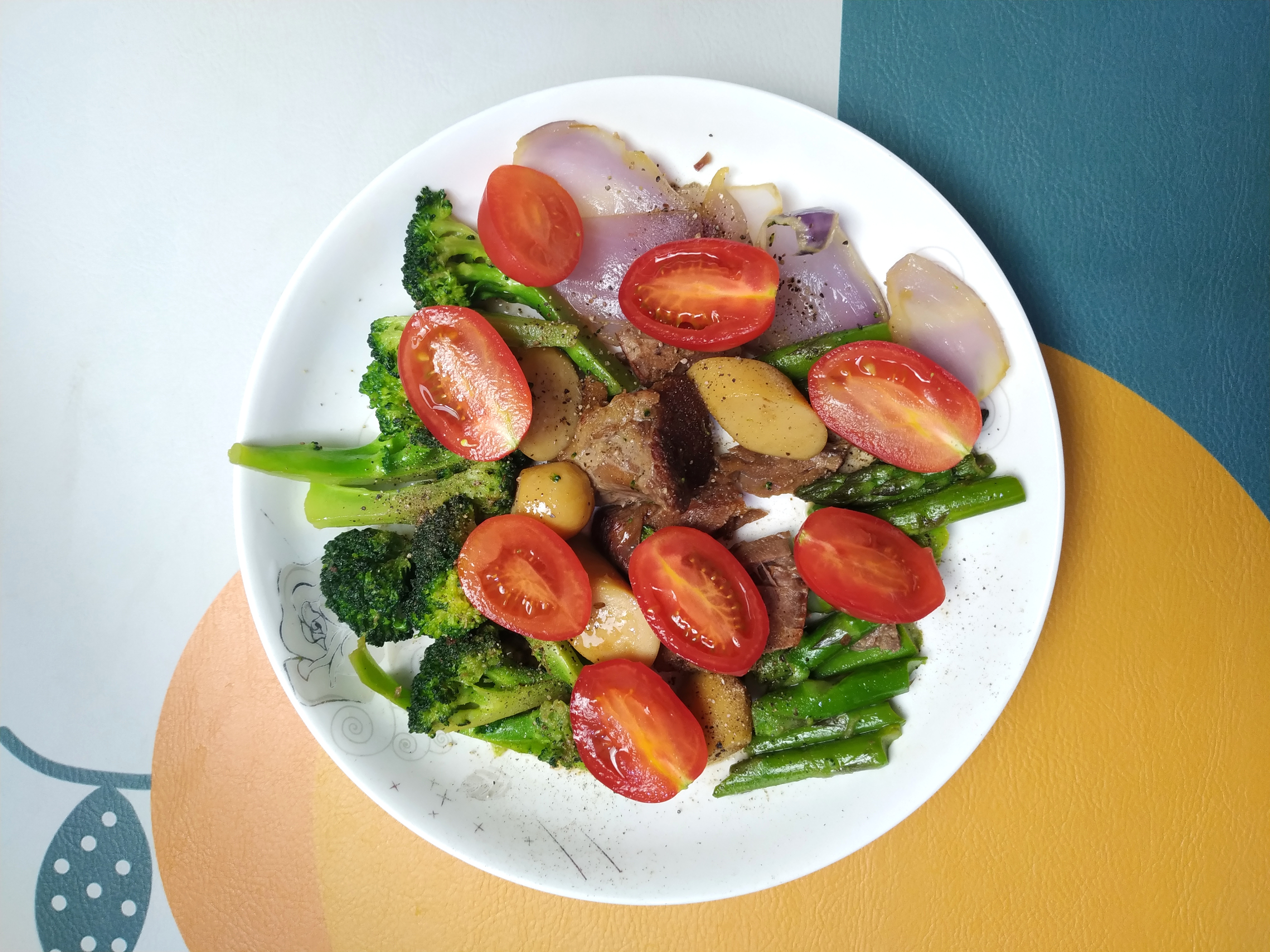 晚上减肥吃什么容易瘦(晚餐常吃这五道菜减肥事半功倍)