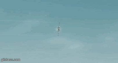 战斗机如何进行近距离格斗？看这几张动态图就明白了